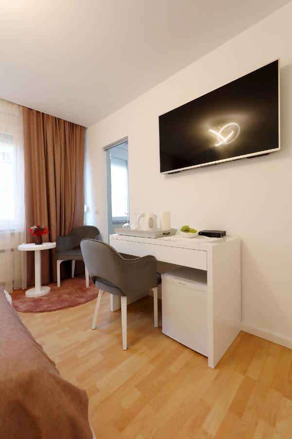 Rosita Deluxe Rooms ซาดาร์ ภายนอก รูปภาพ