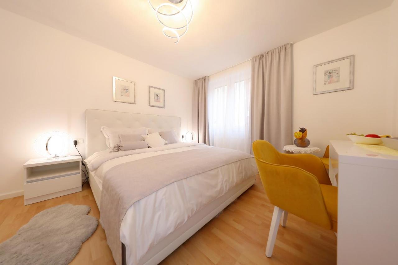 Rosita Deluxe Rooms ซาดาร์ ภายนอก รูปภาพ
