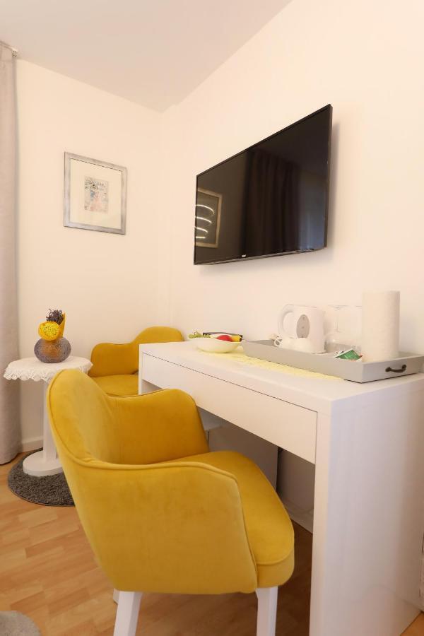 Rosita Deluxe Rooms ซาดาร์ ภายนอก รูปภาพ