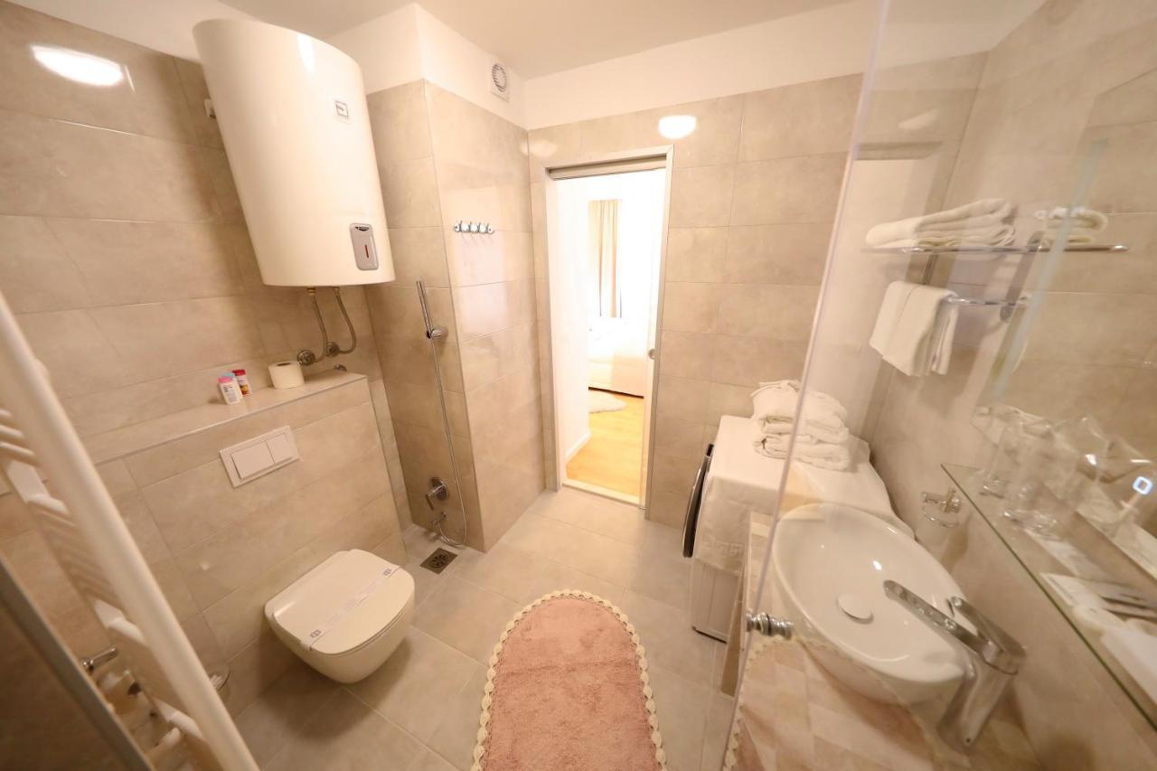 Rosita Deluxe Rooms ซาดาร์ ภายนอก รูปภาพ