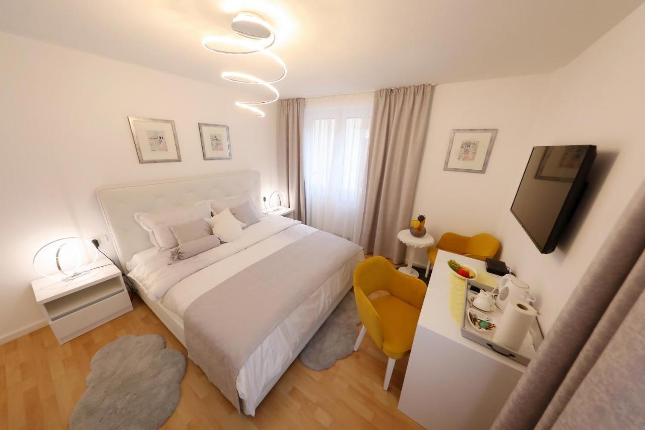 Rosita Deluxe Rooms ซาดาร์ ภายนอก รูปภาพ